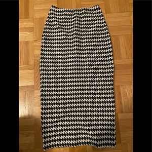 American Apparel Mid-Length Pencil Skirt - Houndstooth